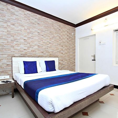 Hotel Pratham International Ooty Luaran gambar