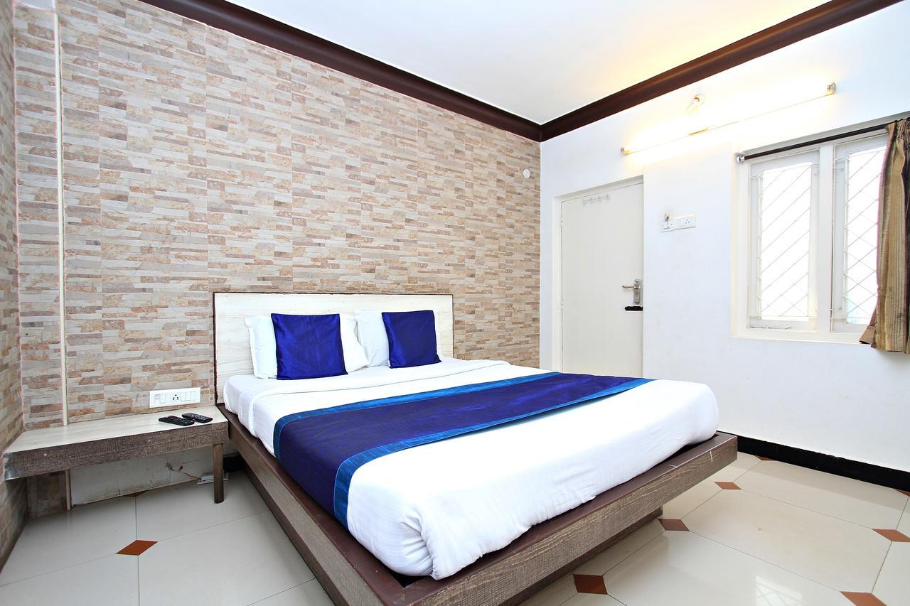 Hotel Pratham International Ooty Luaran gambar